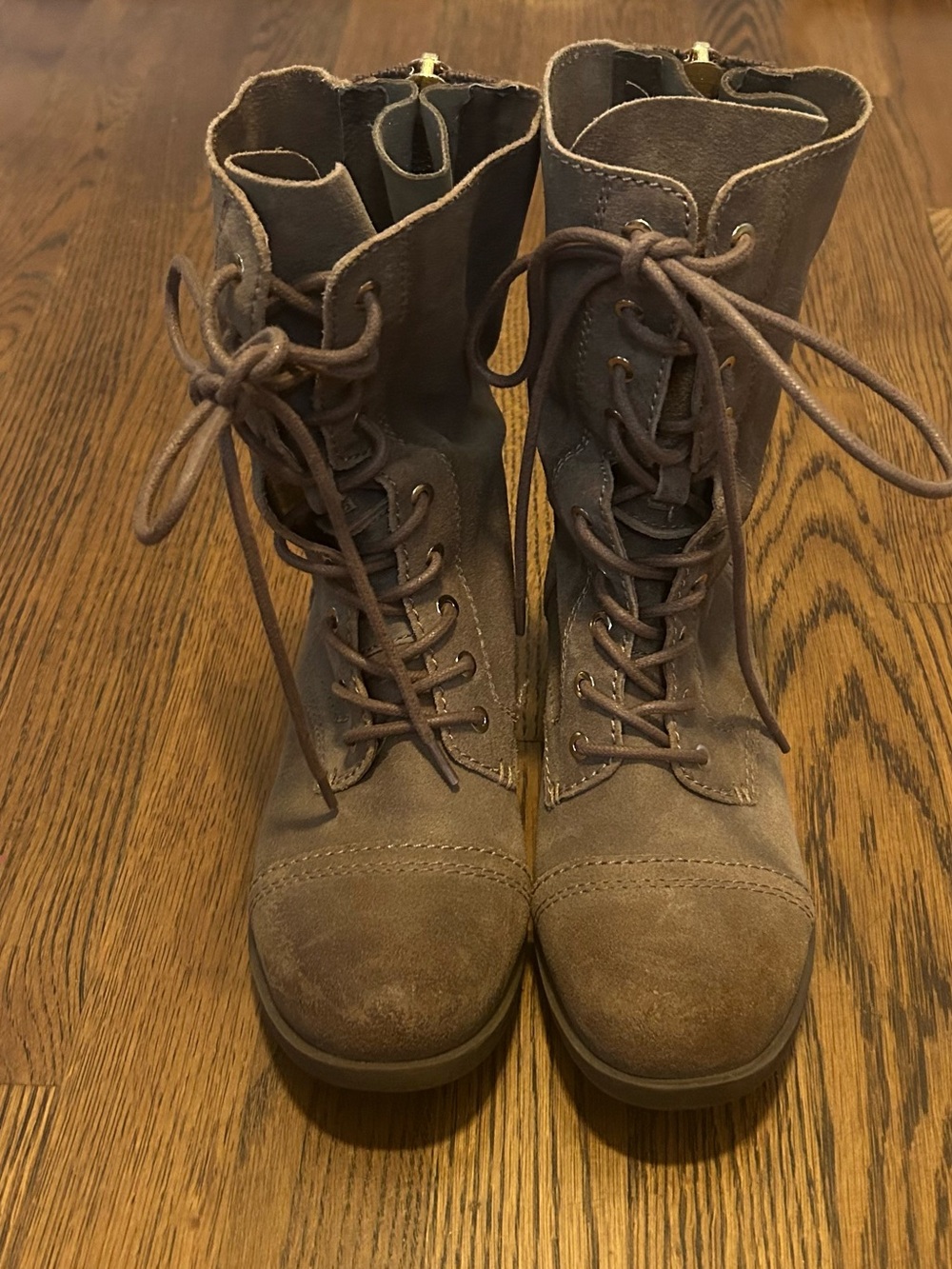 Aldo Women's Brown Lace-Up Combat Boots with gold zipper and metallic liner